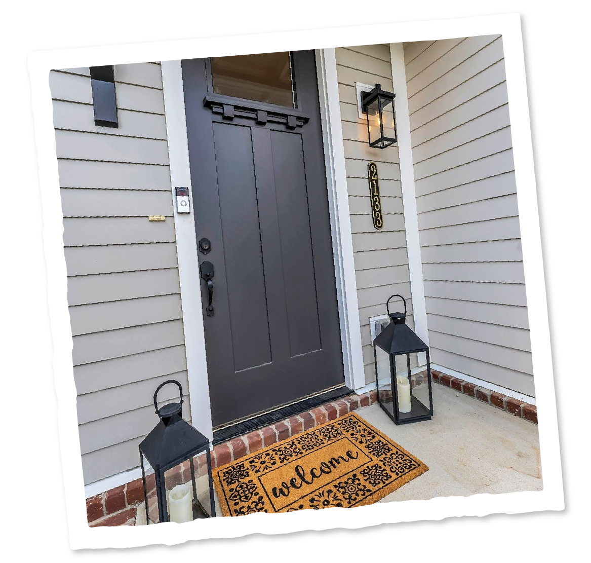 Images_SVWest-02 A black front door and welcome mat