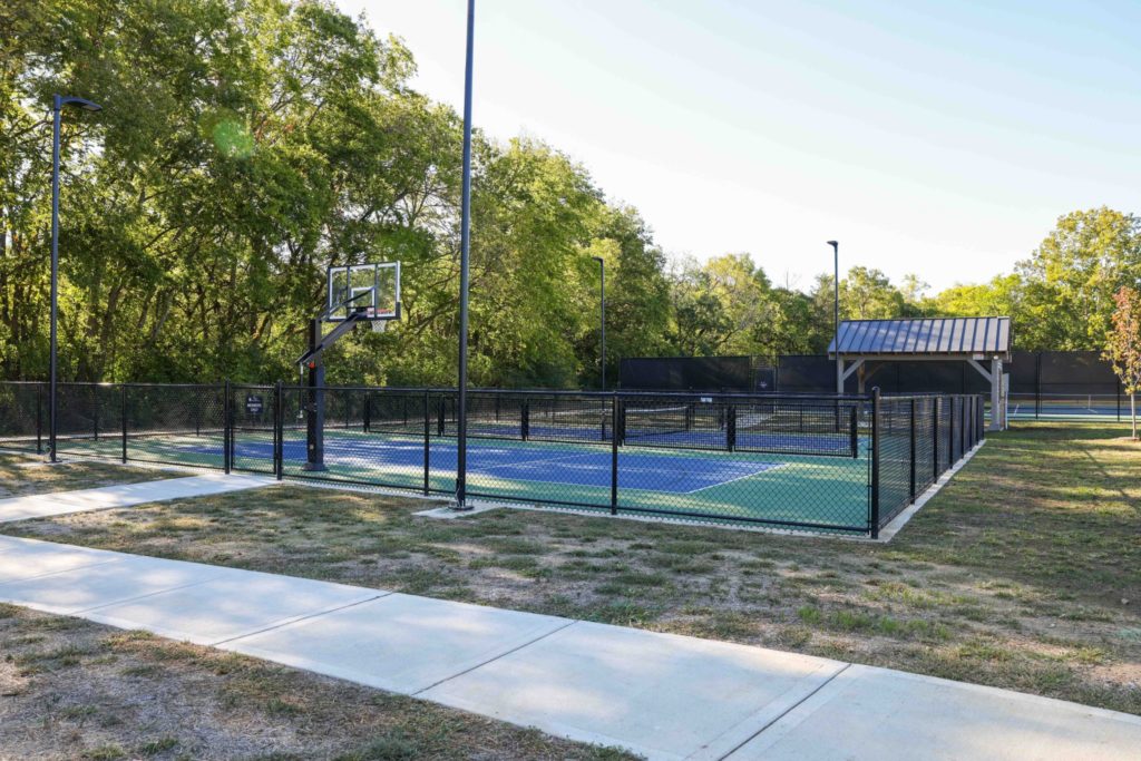 Tennis and backetball courts in stephens valley