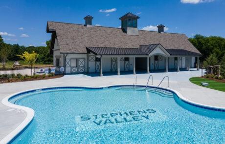 The stephens valley pool and pool house